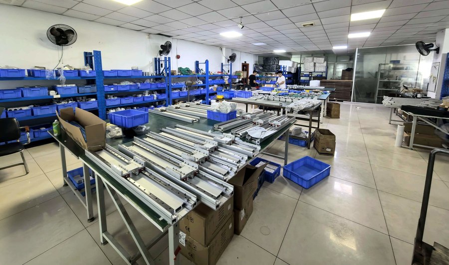 自动化配套组件生产现场 Automation Components Production