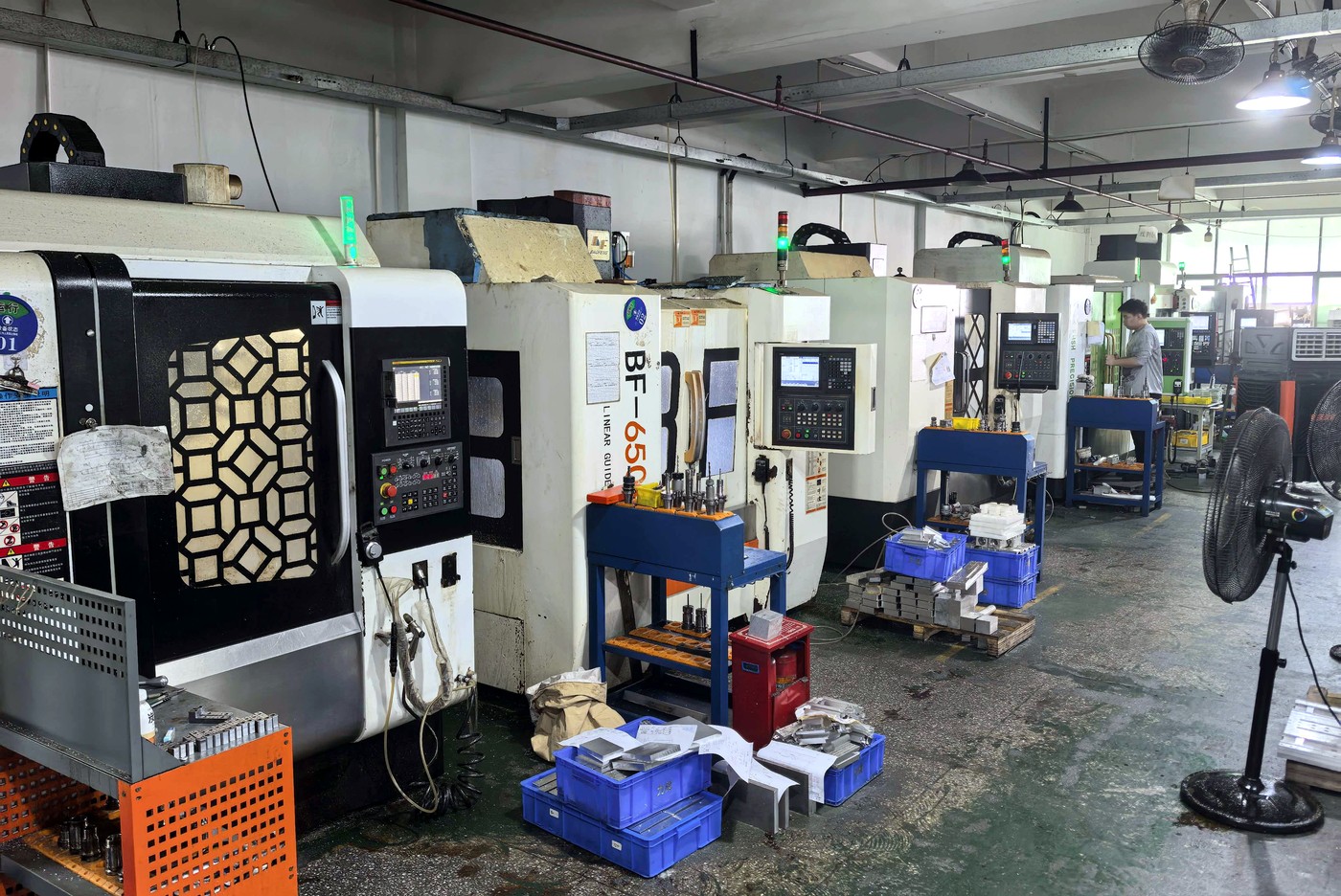 CNC加工车间 CNC Machining Workshop