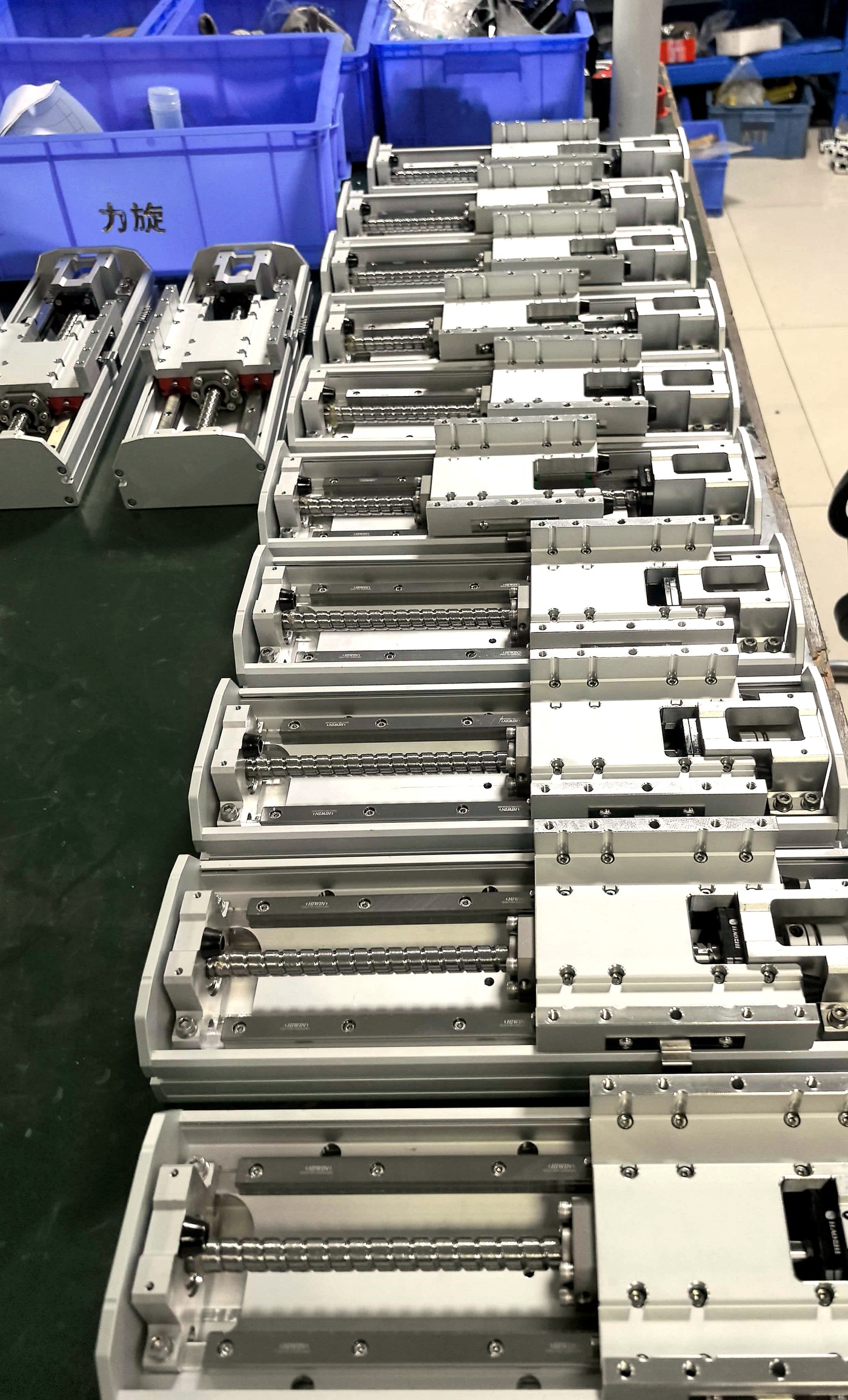 精密模组装配实拍 Precision Module Assembly